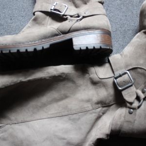 Kenneth Cole Reaction Boots